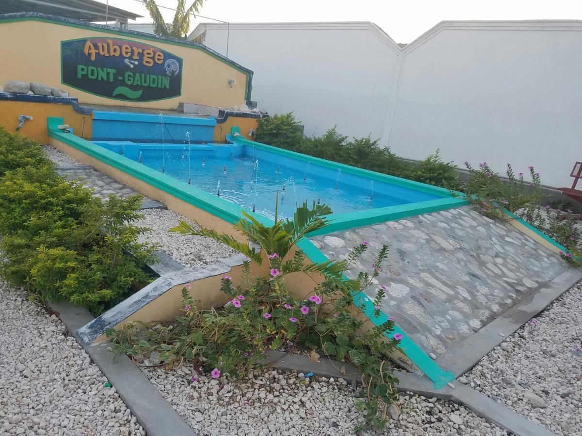 Auberge Pont-Gaudin Gonaives 외부 사진